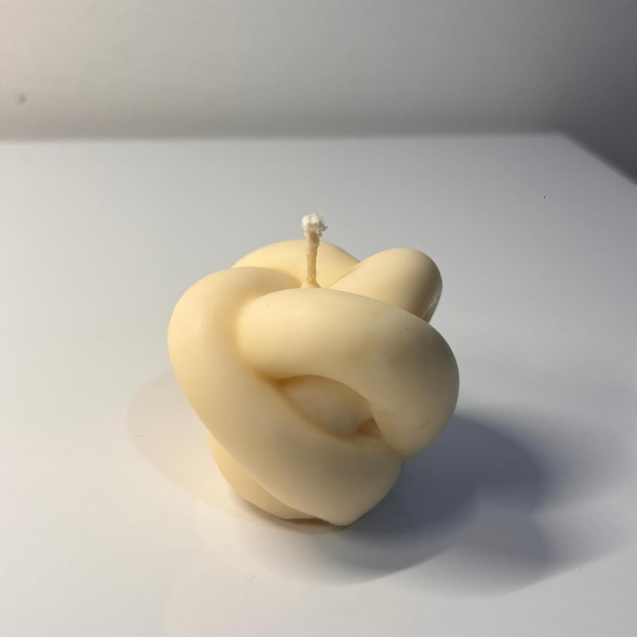 Vela Nudo